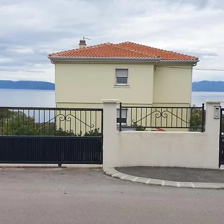 Dolly, Kostrena-rijeka *
